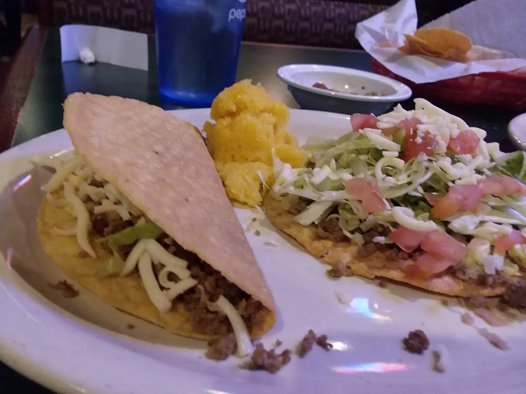 Zapatas Mexican Restaurant | restaurant | 4660 N Illinois St, Fairview Heights, IL 62208, USA | 6182775474 OR +1 618-277-5474