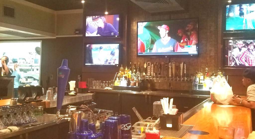 Chilis Grill & Bar | meal takeaway | 8341 Brier Creek Pkwy, Raleigh, NC 27617, USA | 9194057100 OR +1 919-405-7100