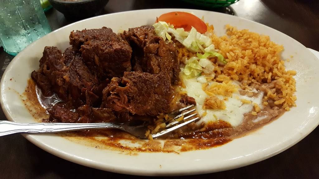 Sals Mexican Restaurant | restaurant | 2163 Park St, Selma, CA 93662, USA | 5598967257 OR +1 559-896-7257