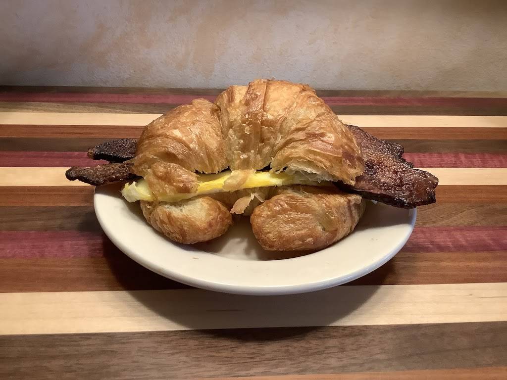 Bella Donnas Bistro and Patisserie | restaurant | 2007 21st Ave, Forest Grove, OR 97116, USA | 5034301622 OR +1 503-430-1622