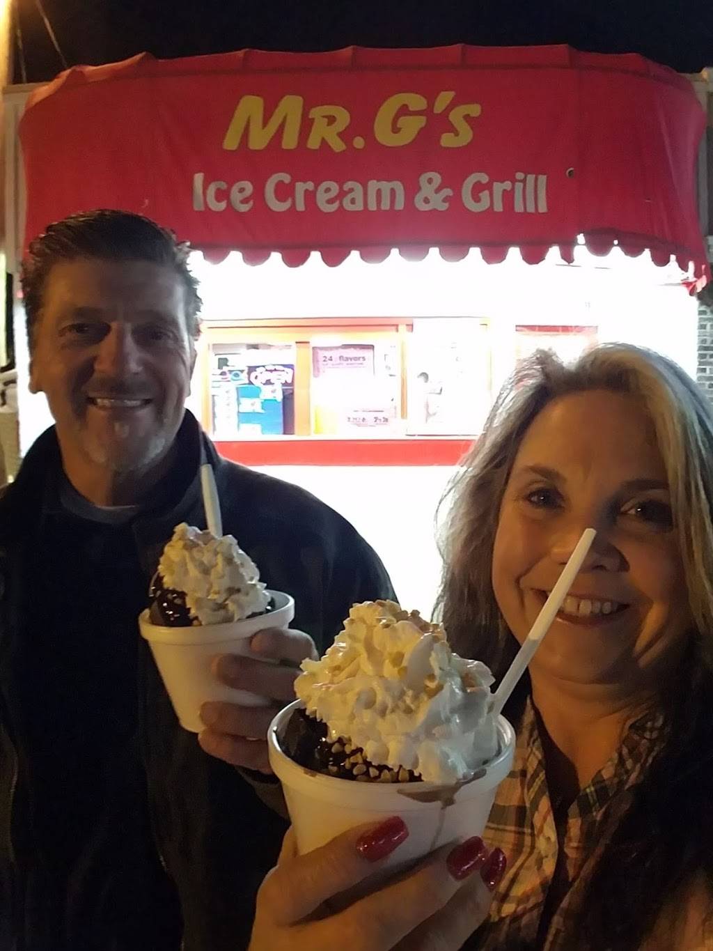 Mr Gs Ice Cream & Grill | restaurant | 310 17th Ave S, North Myrtle Beach, SC 29582, USA | 8432723766 OR +1 843-272-3766