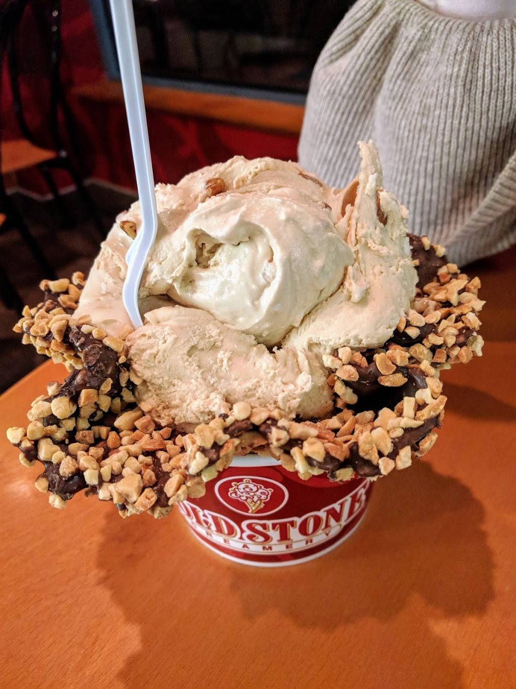 Cold Stone Creamery | bakery | 338 E State St, West Lafayette, IN 47906, USA | 7652505184 OR +1 765-250-5184