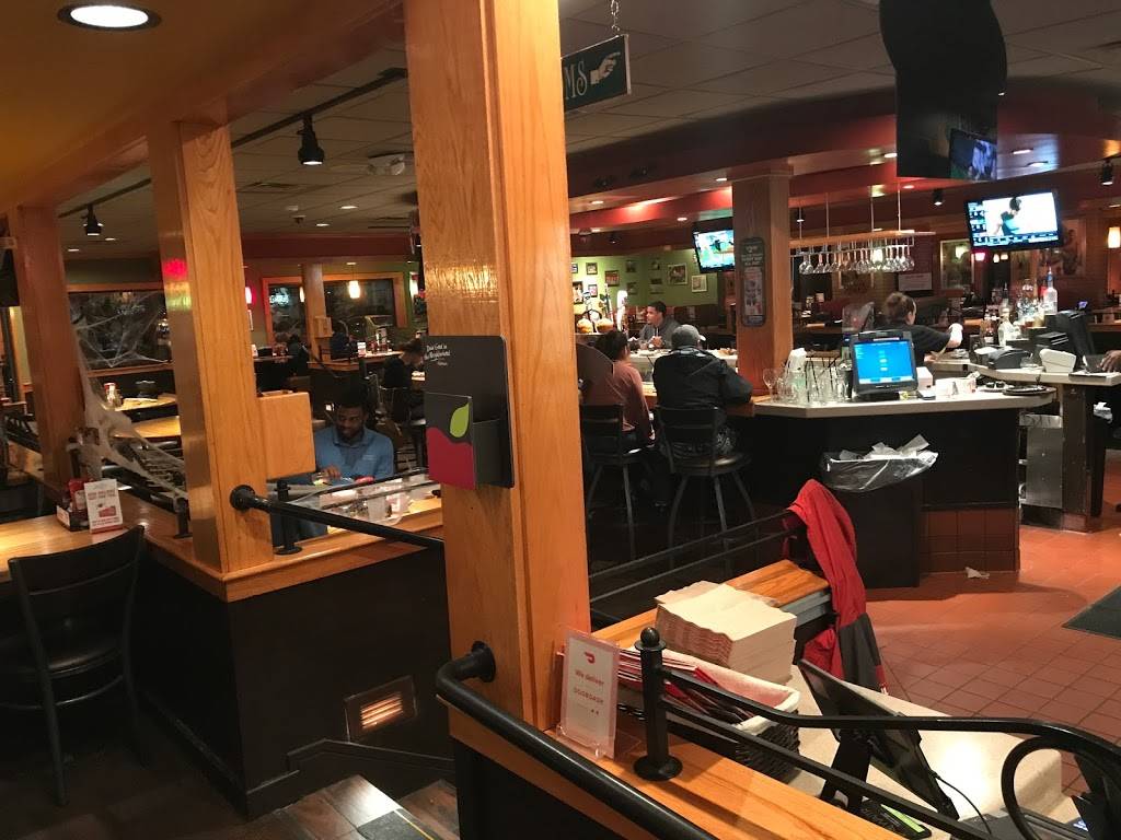 Applebees Grill + Bar | restaurant | 9702 Airline Hwy, Baton Rouge, LA 70816, USA | 2259243001 OR +1 225-924-3001