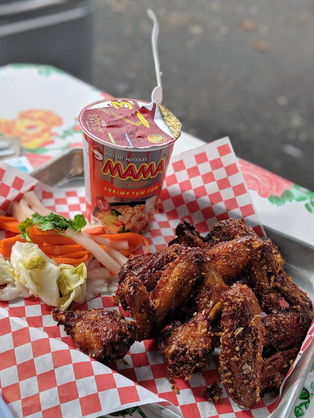 Pok Pok Wing | restaurant | 8250 SW Barbur Blvd, Portland, OR 97219, USA | 5034461995 OR +1 503-446-1995