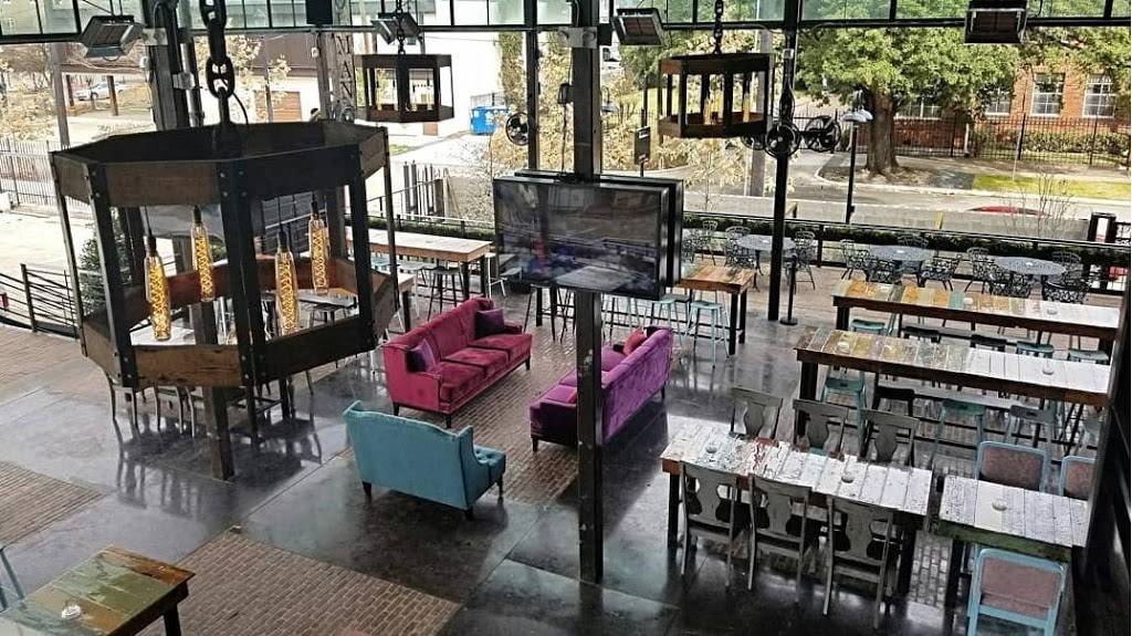 Holman Draft Hall | restaurant | 820 Holman St, Houston, TX 77002, USA | 7135339392 OR +1 713-533-9392