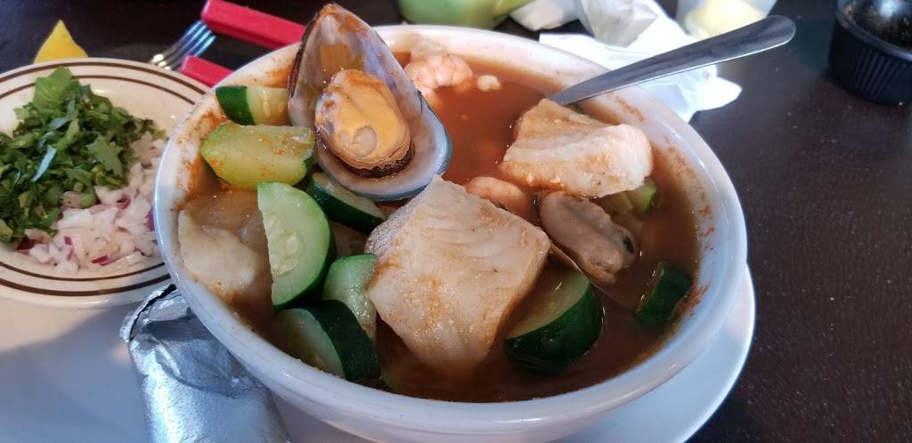 Puerto Vallarta Seafood | restaurant | 920 Lacey Blvd, Hanford, CA 93230, USA | 5595851483 OR +1 559-585-1483