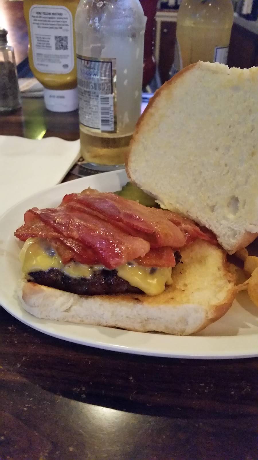 Old Town Tavern | restaurant | 102 W Main St, Morristown, MN 55052, USA | 5076854567 OR +1 507-685-4567