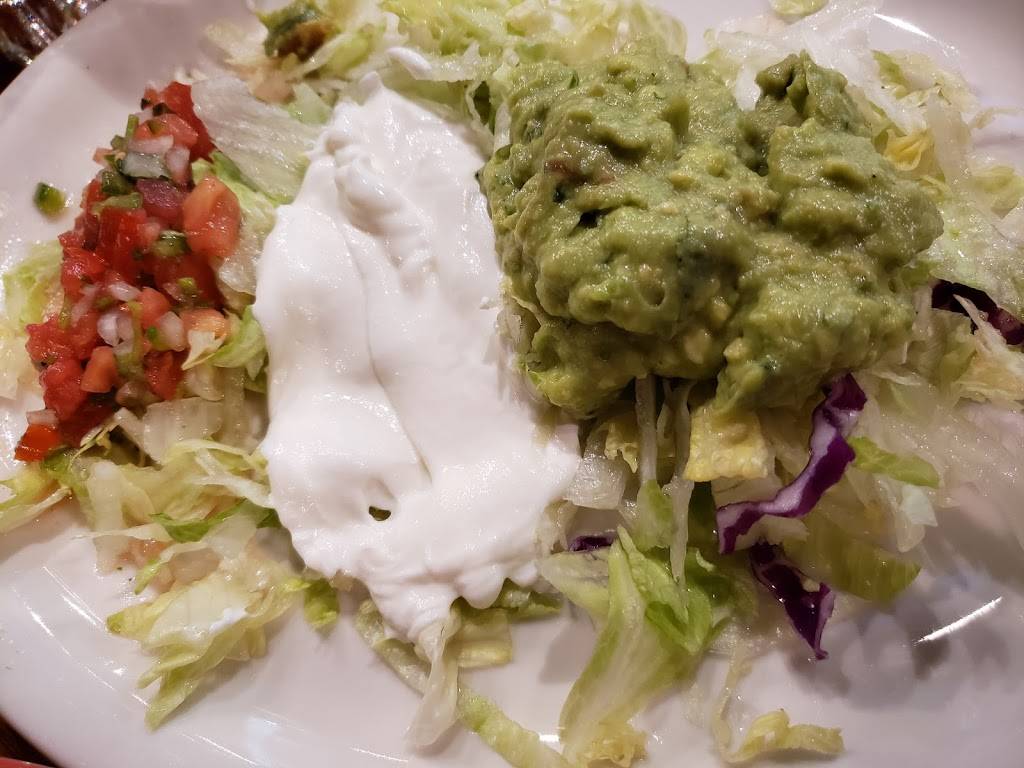 Baja California Cantina and Grill | restaurant | 1694 Montgomery Hwy, Hoover, AL 35216, USA | 2057611061 OR +1 205-761-1061