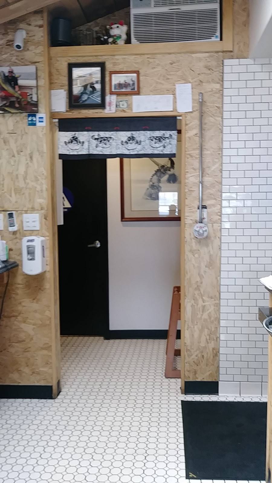 Kai Ola Sushi | restaurant | 2049, 918 N Coast Hwy 101, Encinitas, CA 92024, USA | 7604522493 OR +1 760-452-2493