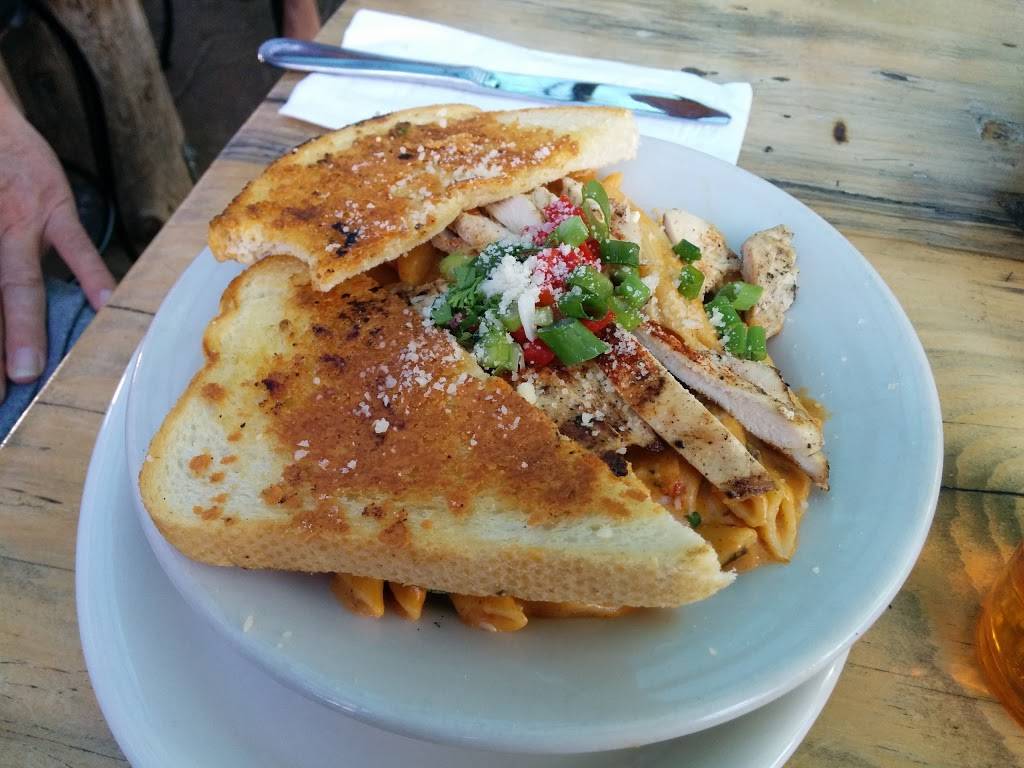 Irenes Cafe | restaurant | 747 E Olive Ave, Fresno, CA 93728, USA | 5592379919 OR +1 559-237-9919