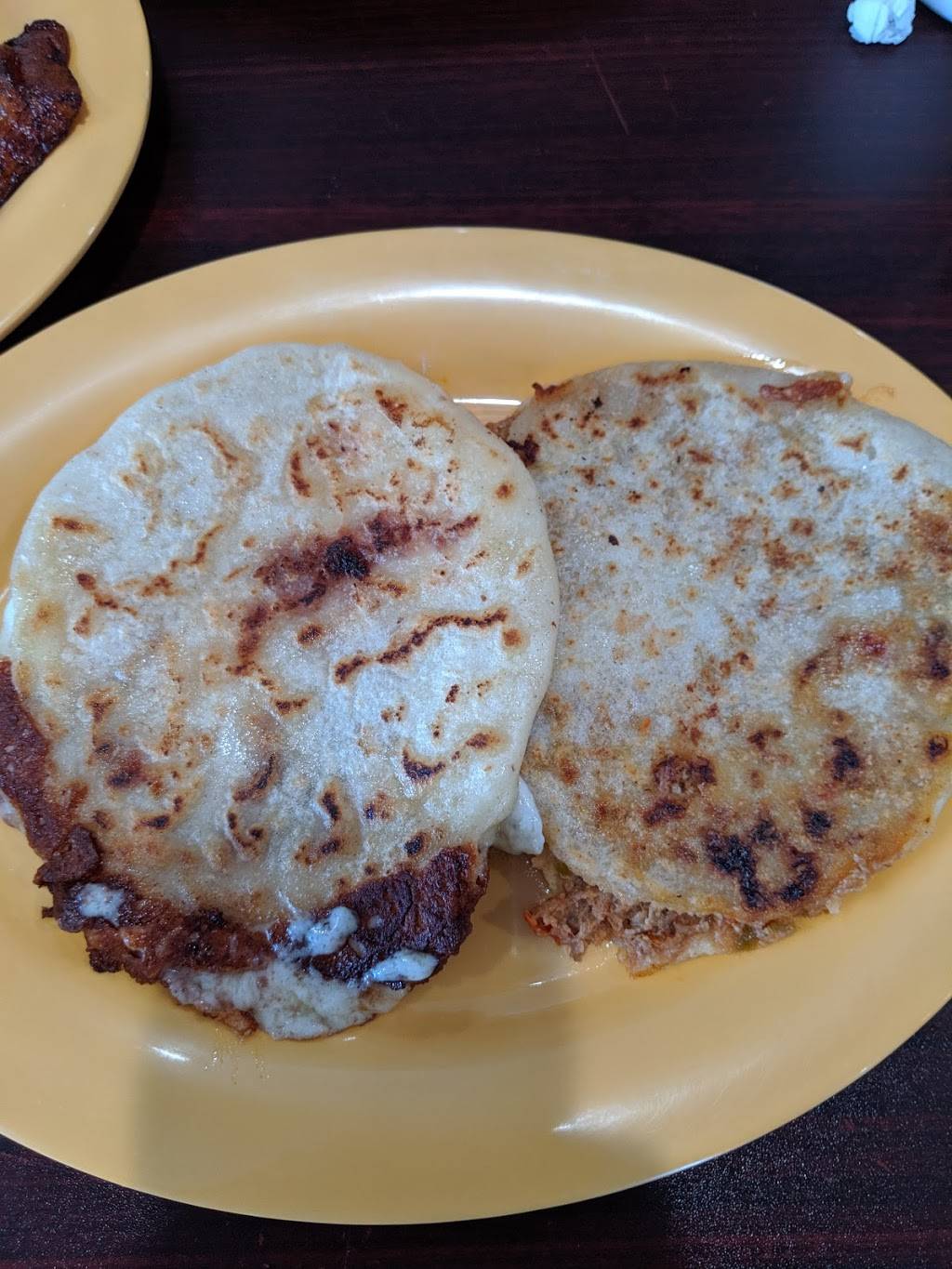 El Garrobero Restaurant | restaurant | 13099-13025 E Senora St, Bassett, CA 91746, USA | 6263463827 OR +1 626-346-3827