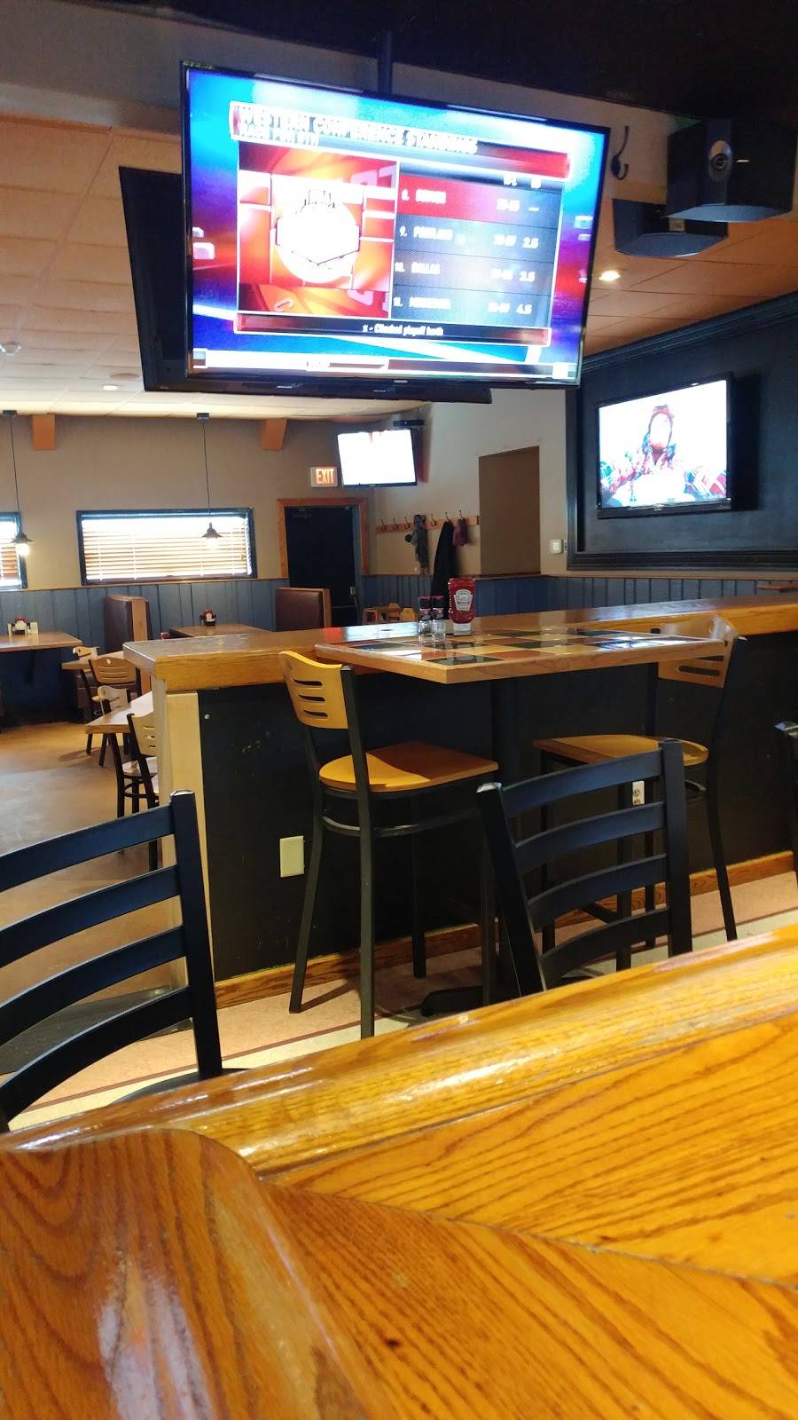 Trio Bar And Grill | restaurant | 3707 Marietta Ave, Columbia, PA 17512, USA | 7172850888 OR +1 717-285-0888