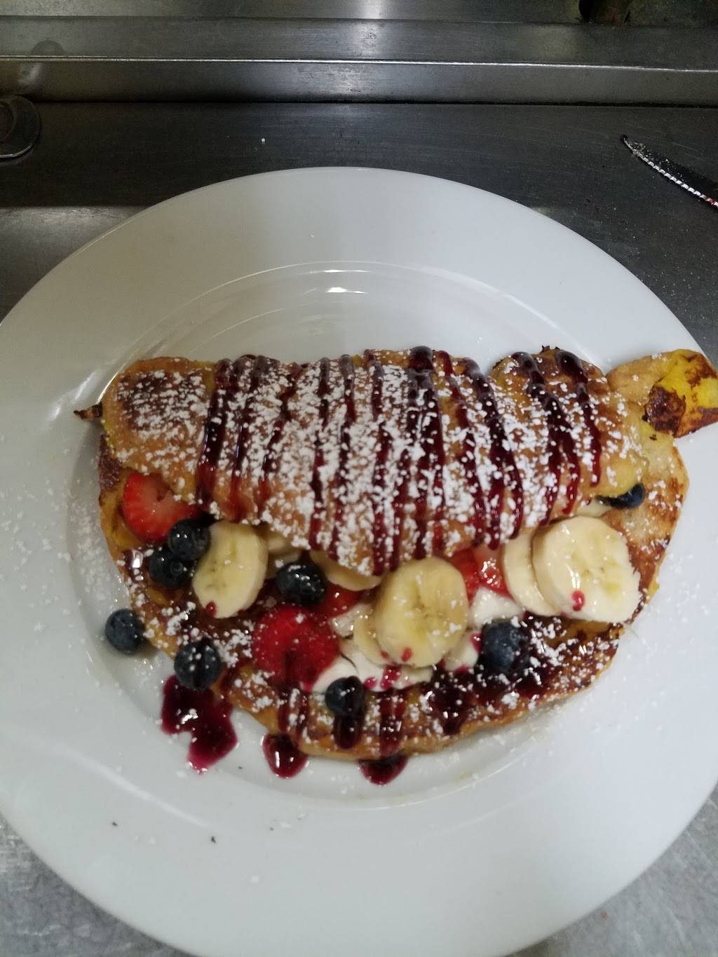 The City Diner | restaurant | 65-35 Grand Ave, Maspeth, NY 11378, USA | 7188946923 OR +1 718-894-6923