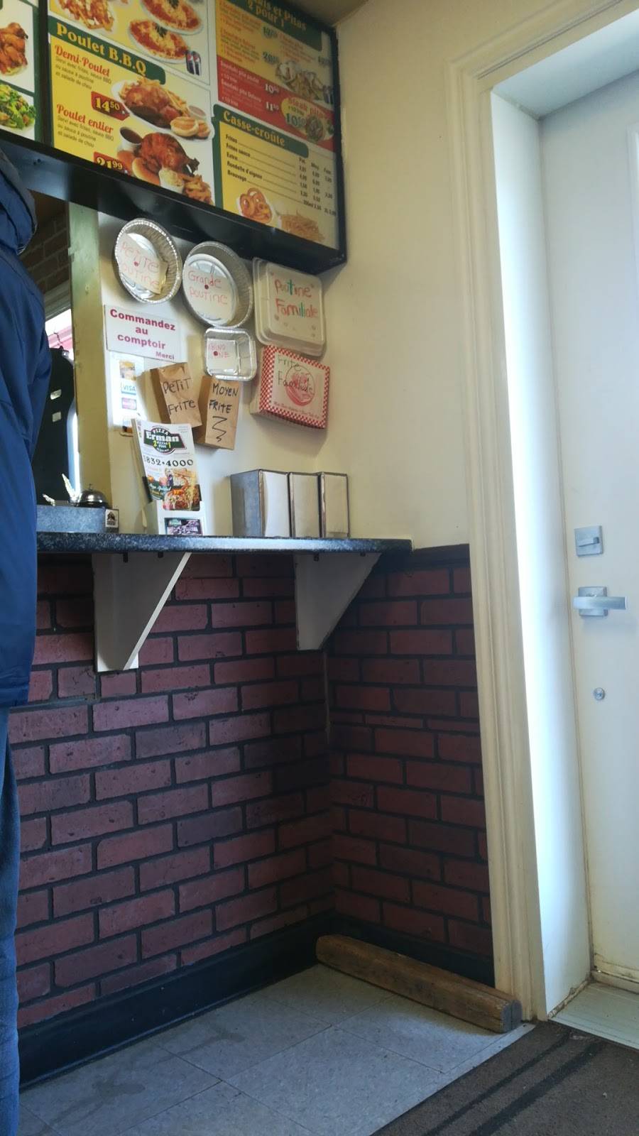 Erman Pizza | restaurant | 3628 Avenue des Églises, Charny, QC G6X 1X3, Canada | 4188324000 OR +1 418-832-4000