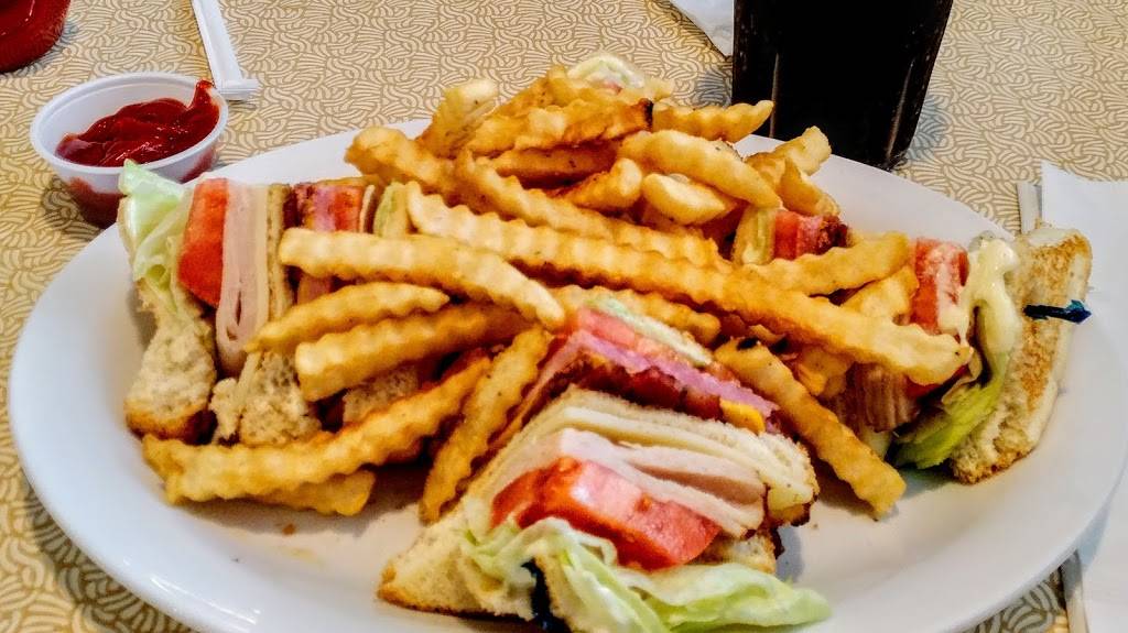 Country Pride | restaurant | 505 Truckers Ln, Bloomington, IL 61701, USA | 3098274676 OR +1 309-827-4676