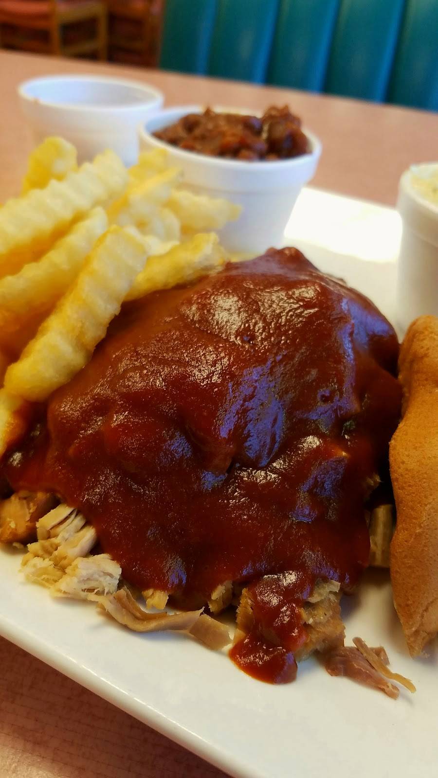 Reeses Bar-B-Q | restaurant | 4606 Winchester Rd, Memphis, TN 38118, USA | 9013661497 OR +1 901-366-1497