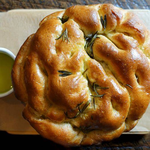 Aqua Pazzo | restaurant | 492 McClurg Rd, Youngstown, OH 44512, USA | 3309655899 OR +1 330-965-5899