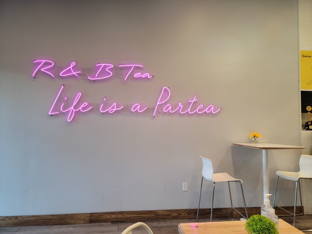 R&B Tea Huntington Beach | cafe | 18685 Main St Ste 103, Huntington Beach, CA 92648, USA | 7145943446 OR +1 714-594-3446