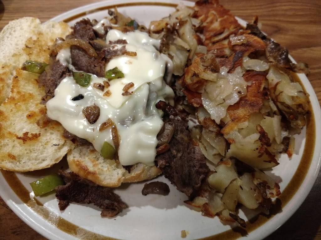 Brads BBQ | restaurant | 141 E Main St, Bellevue, OH 44811, USA | 5672144429 OR +1 567-214-4429