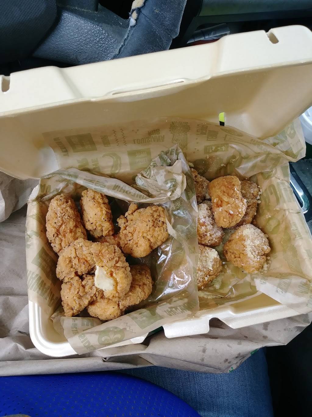 Wingstop | restaurant | 2920 Roberts Ave, Philadelphia, PA 19129, USA | 2152259464 OR +1 215-225-9464