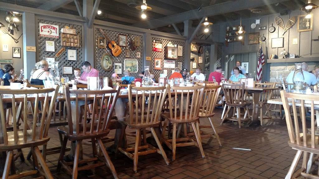 Cracker Barrel Old Country Store | restaurant | 956 Schuylkill Mall, Frackville, PA 17931, USA | 5708747051 OR +1 570-874-7051