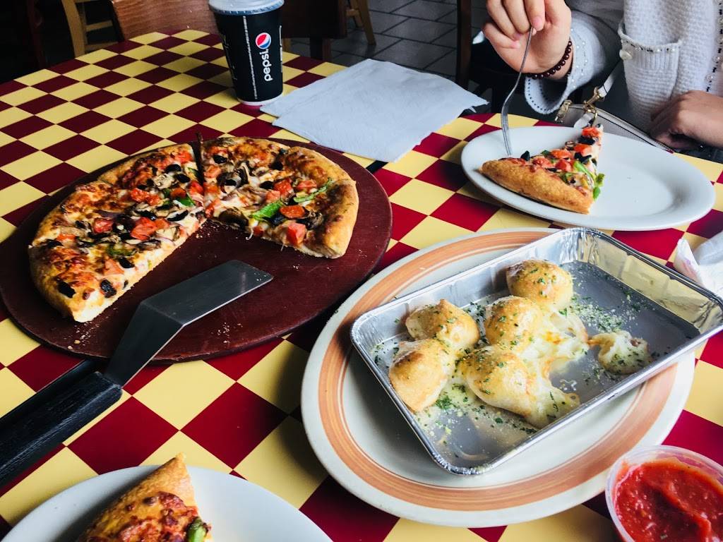 Pizza Hut | restaurant | 1013 Austin Hwy, San Antonio, TX 78209, USA | 2108285281 OR +1 210-828-5281