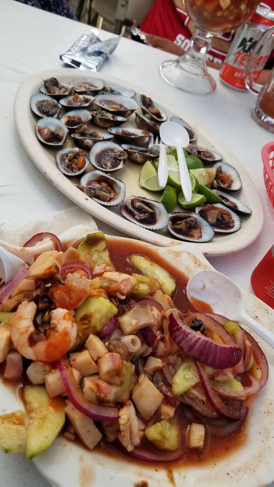 Mariscos El Viejon | restaurant | Sin nombre No. 1327 129, Pob Delejido Francisco Villa, Tijuana, B.C., Mexico | 016645417961 OR +52 664 541 7961