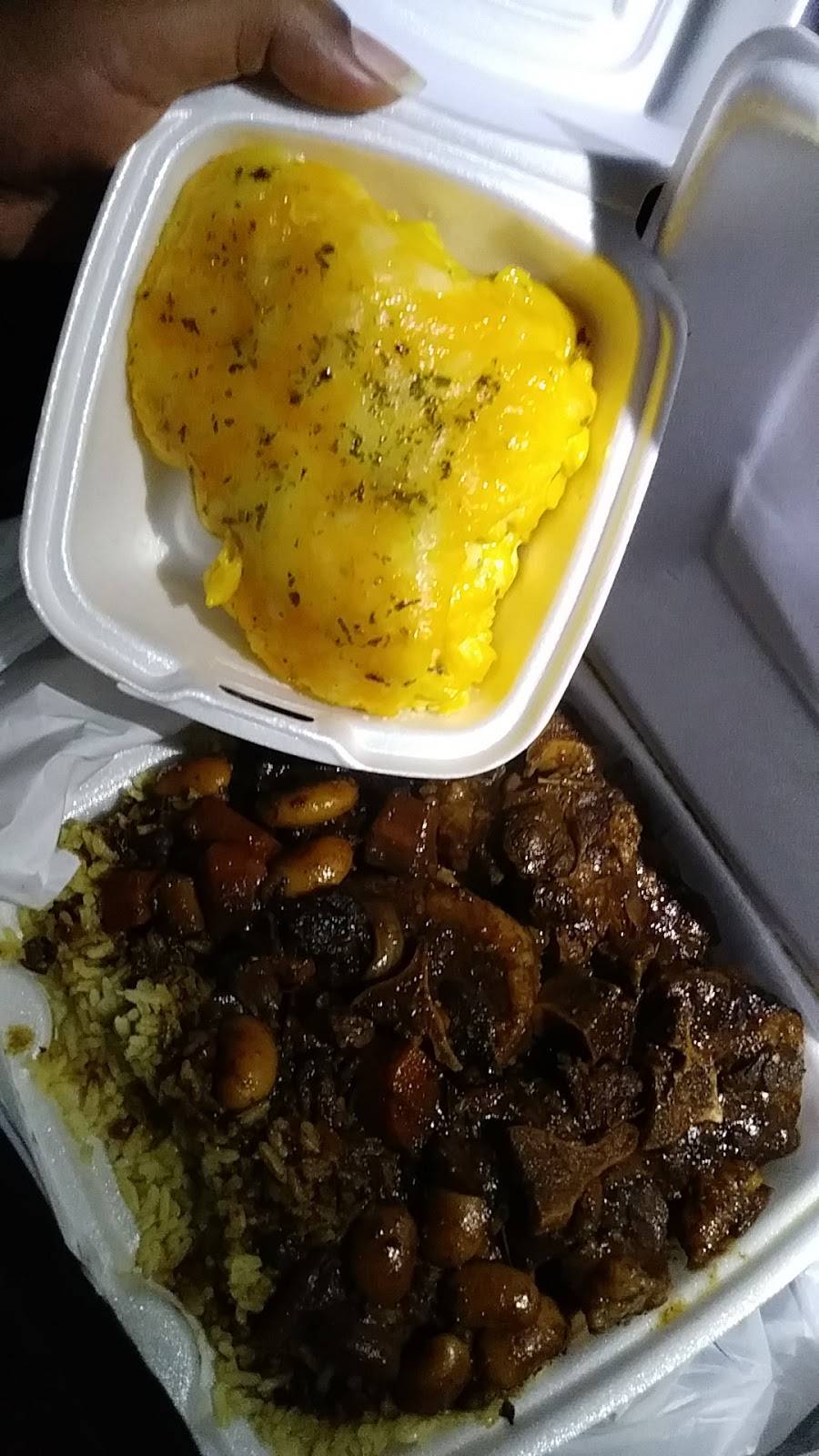 Jamaica House Restaurant | restaurant | 19555 NW 2nd Ave, Miami, FL 33169, USA | 3056510083 OR +1 305-651-0083