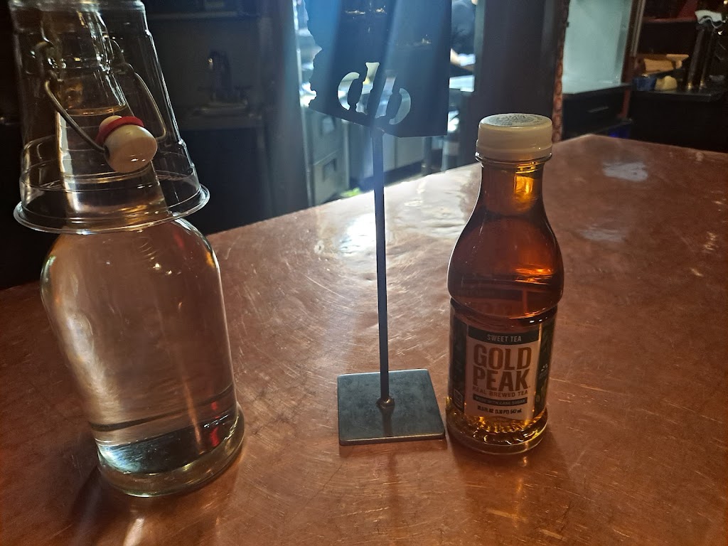 Diablo Burger | restaurant | 120 N Leroux St, Flagstaff, AZ 86001, USA | 9287743274 OR +1 928-774-3274