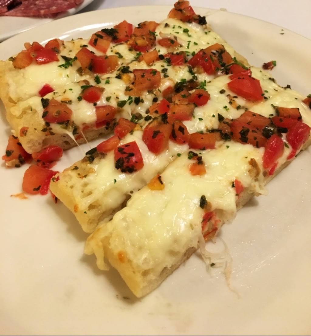 Lucianos Italian Restaurant | restaurant | 1821 S Alameda St, Corpus Christi, TX 78404, USA | 3618823191 OR +1 361-882-3191