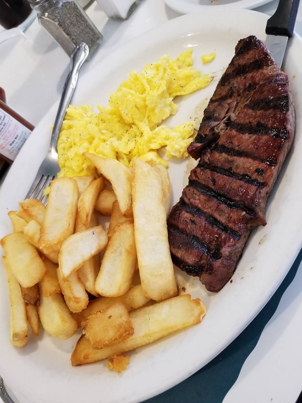 Ozzies Diner | restaurant | 7780 Slauson Ave, Commerce, CA 90040, USA | 3237260300 OR +1 323-726-0300