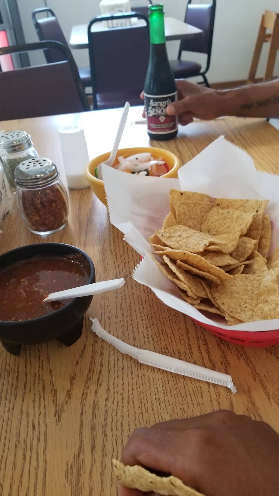 Ranchito Los Amates | restaurant | 310 Belvidere St, Waukegan, IL 60085, USA | 8476251253 OR +1 847-625-1253