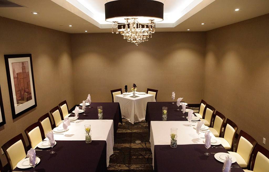 Johnny’s Italian Steakhouse | restaurant | 5800 Muhlhauser Rd, West Chester Township, OH 45069, USA | 5137144260 OR +1 513-714-4260