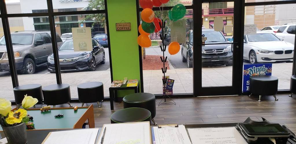 Village Center | shopping mall | 13100-13262 N Dale Mabry Hwy, Tampa, FL 33618, USA | 8136644800 OR +1 813-664-4800