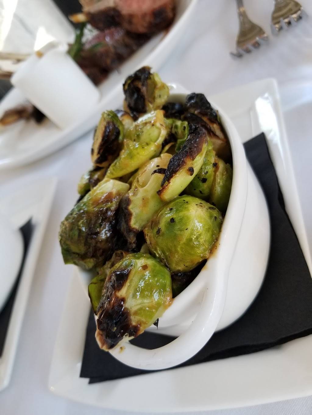 Seventh & Dolores | restaurant | 7th Avenue & Dolores St, Carmel-By-The-Sea, CA 93921, USA | 8312937600 OR +1 831-293-7600