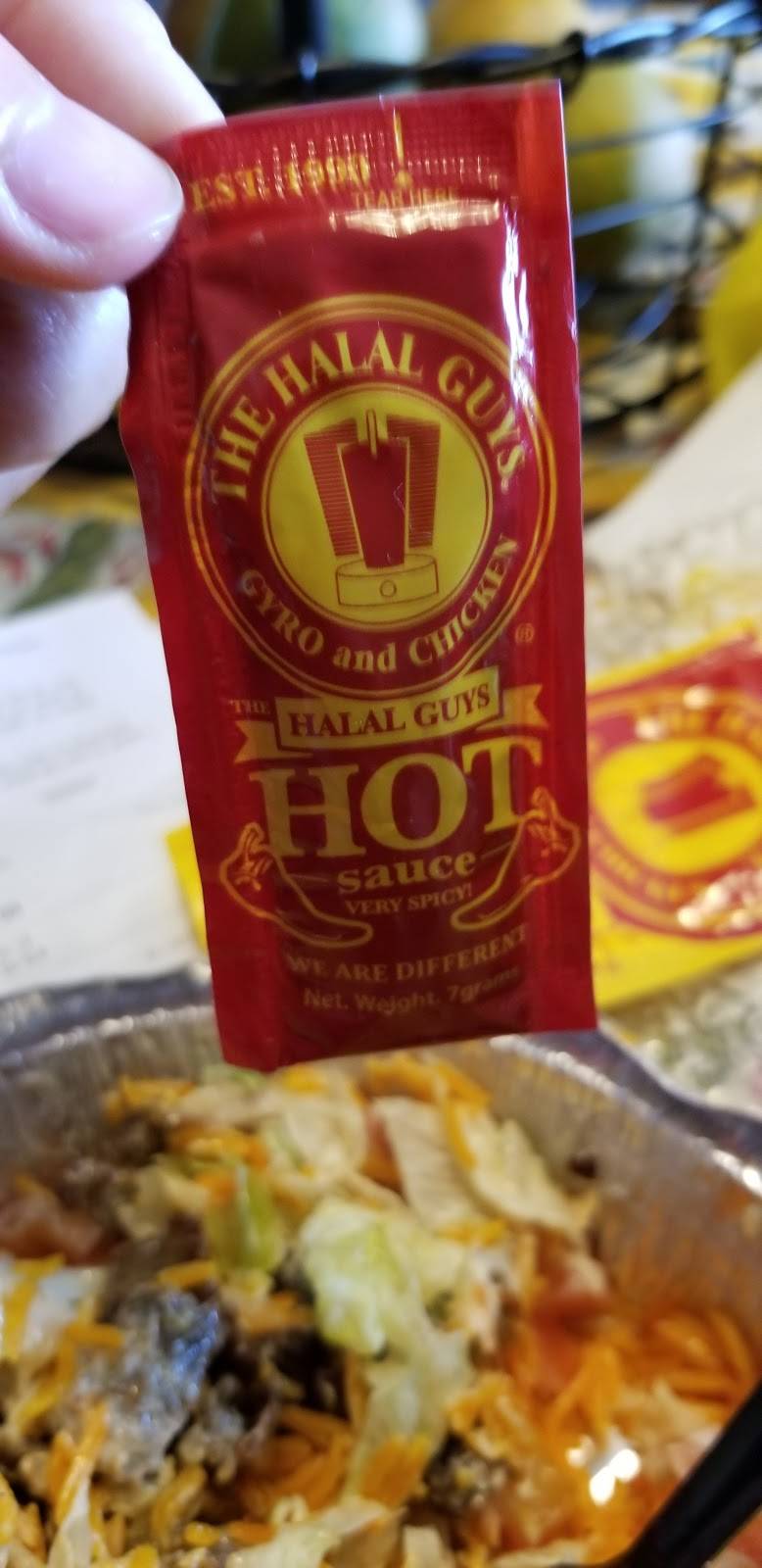 The Halal Guys | restaurant | 5621 South La Grange Road, Countryside, IL 60525, USA | 7086394184 OR +1 708-639-4184