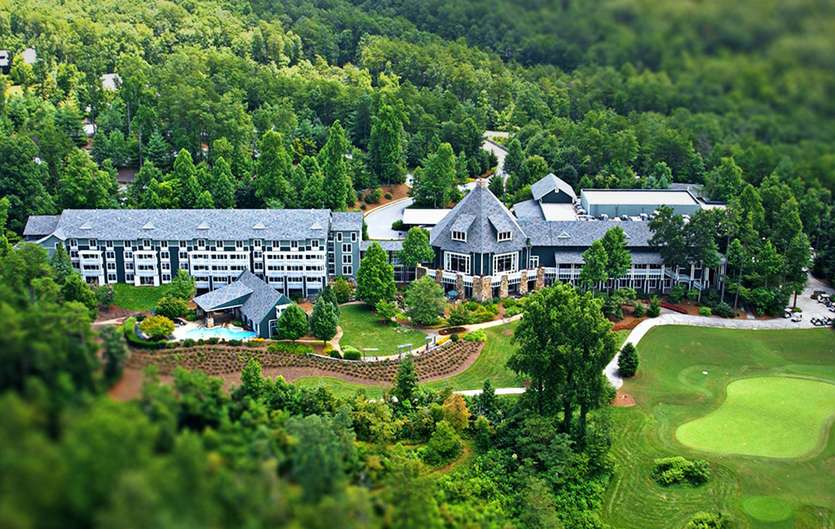 Brasstown Valley Resort & Spa | restaurant | 6321 US-76, Young Harris, GA 30582, USA | 7063799900 OR +1 706-379-9900