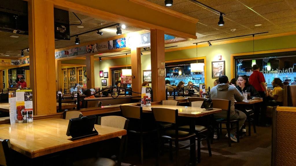 Applebees Grill + Bar | restaurant | 5940 State St, Saginaw, MI 48603, USA | 9897998965 OR +1 989-799-8965