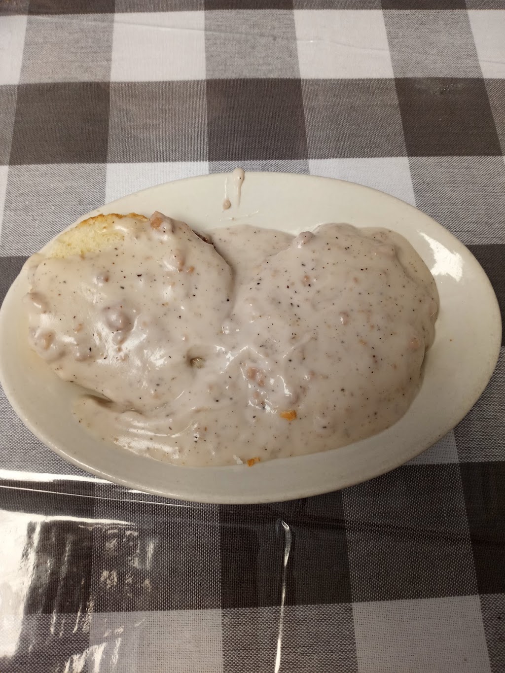 Farmhouse Diner | restaurant | 516 E State St, Trenton, OH 45067, USA | 5134684013 OR +1 513-468-4013