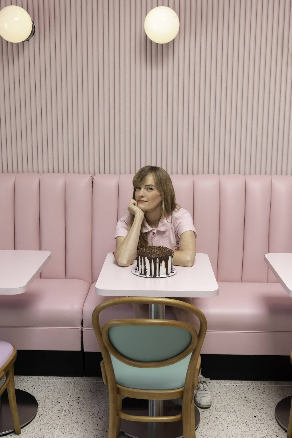 Erin McKenna’s Bakery | restaurant | 1415 Montana Ave, Santa Monica, CA 90403, USA | 8554622292 OR +1 855-462-2292