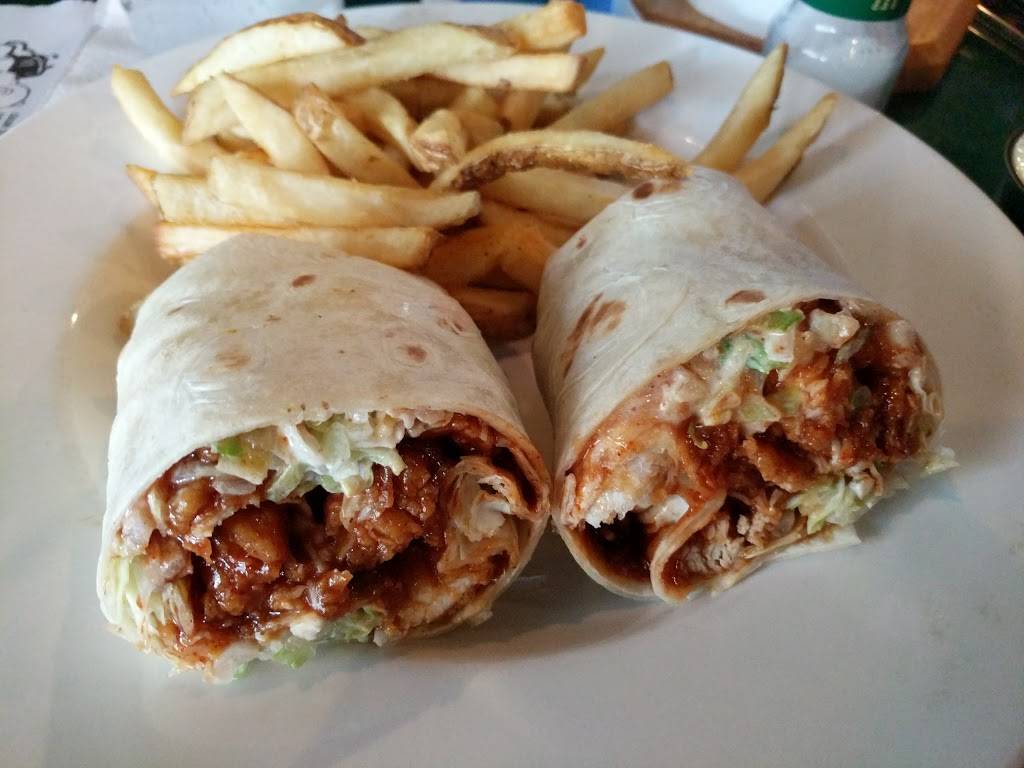 Gators Dockside Ocala | restaurant | 3920 SW 42nd St #101, Ocala, FL 34474, USA | 3524332441 OR +1 352-433-2441