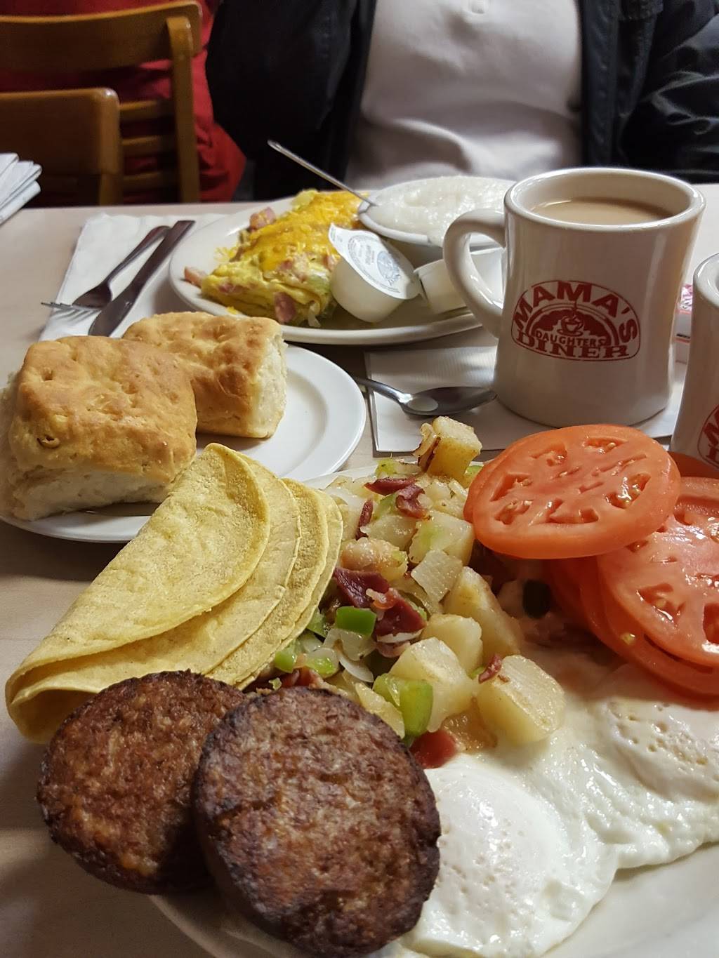 Mamas Daughters Diner | restaurant | 2412 W Shady Grove Rd, Irving, TX 75060, USA | 9727902778 OR +1 972-790-2778