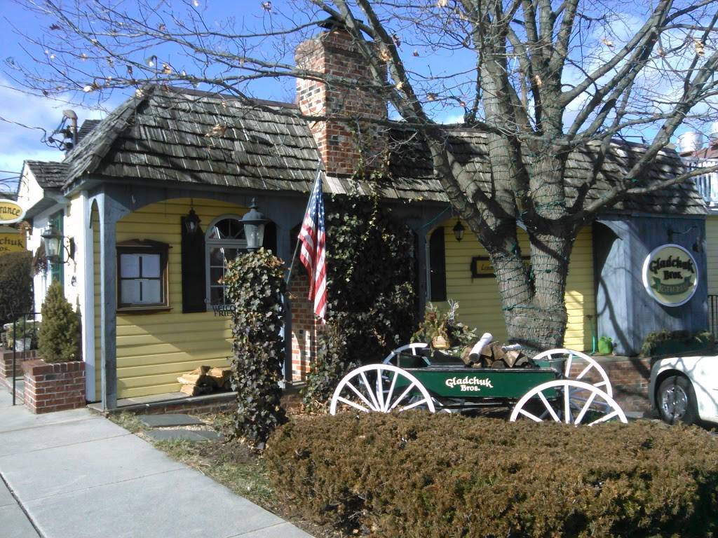 Gladchuk Bros Restaurant | restaurant | 489 W Patrick St, Frederick, MD 21701, USA | 3016627750 OR +1 301-662-7750