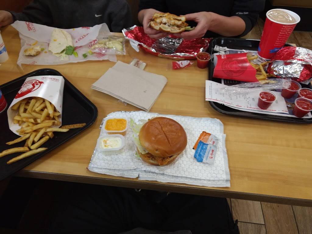 Wendys | restaurant | 930 E Connolly Ct, Park City, KS 67219, USA | 3167440450 OR +1 316-744-0450