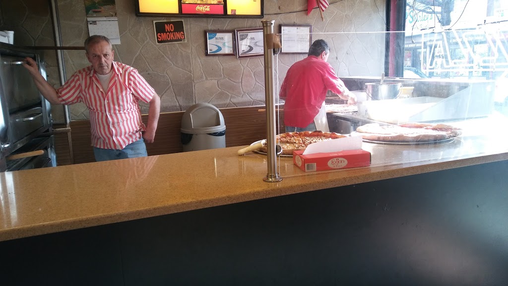 King of Pizza | restaurant | 3633 Germantown Ave, Philadelphia, PA 19140, USA | 2152280612 OR +1 215-228-0612