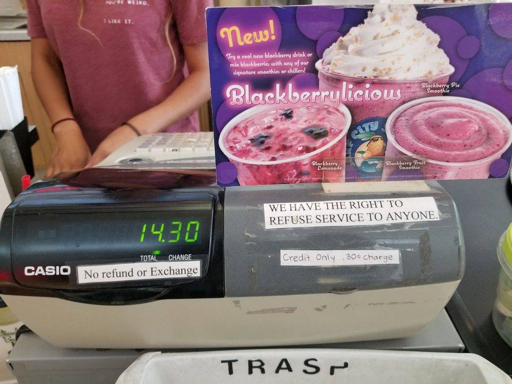 Surf City Squeeze | restaurant | 4950 Pacific Ave K1, Stockton, CA 95207, USA | 2099540206 OR +1 209-954-0206