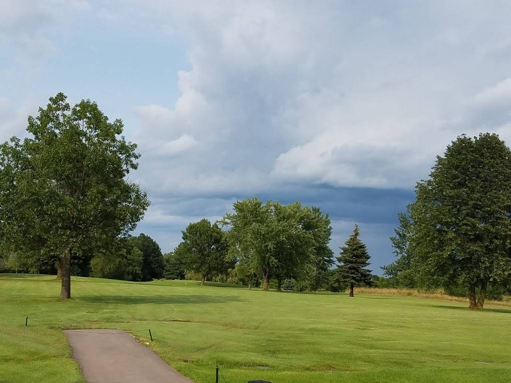 Twin Oaks Golf Club | restaurant | 4871 County Rd R, Denmark, WI 54208, USA | 9208632716 OR +1 920-863-2716