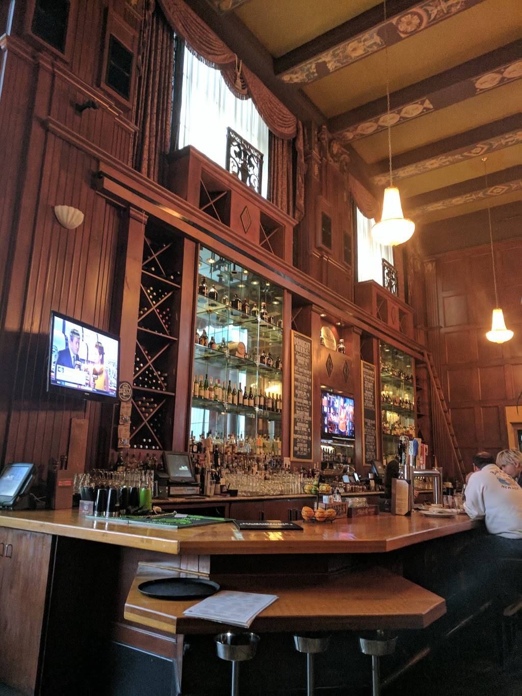 The Federal Long Beach | restaurant | 102 Pine Ave, Long Beach, CA 90802, USA | 5624352000 OR +1 562-435-2000