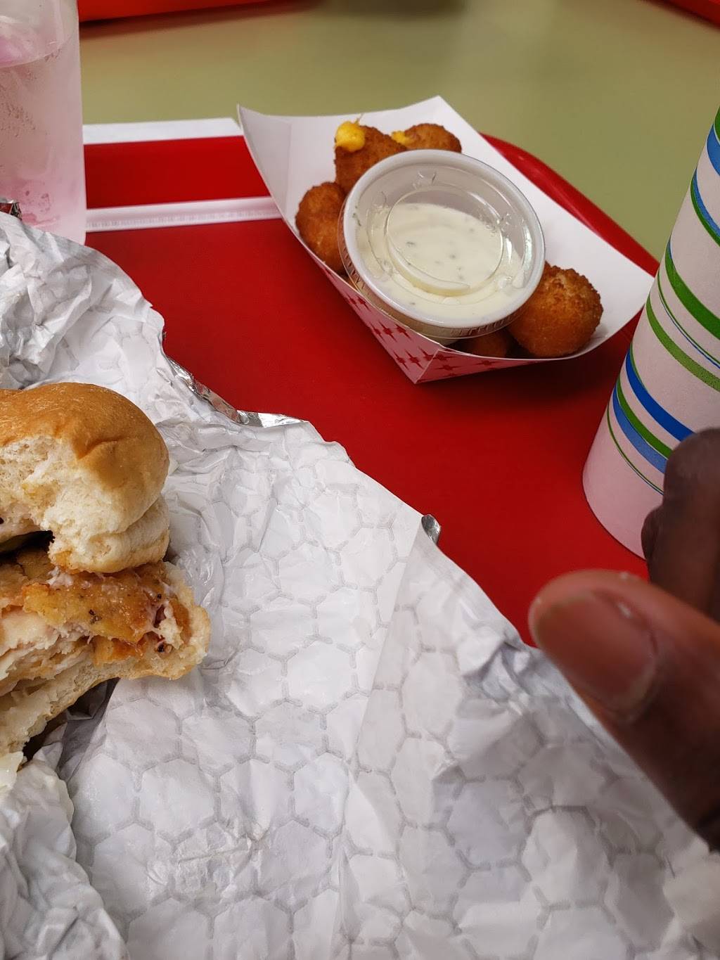 Maid-Rite | restaurant | Food Court 3800 Merle Hay Road Mall #988, Des Moines, IA 50310, USA | 5152788173 OR +1 515-278-8173