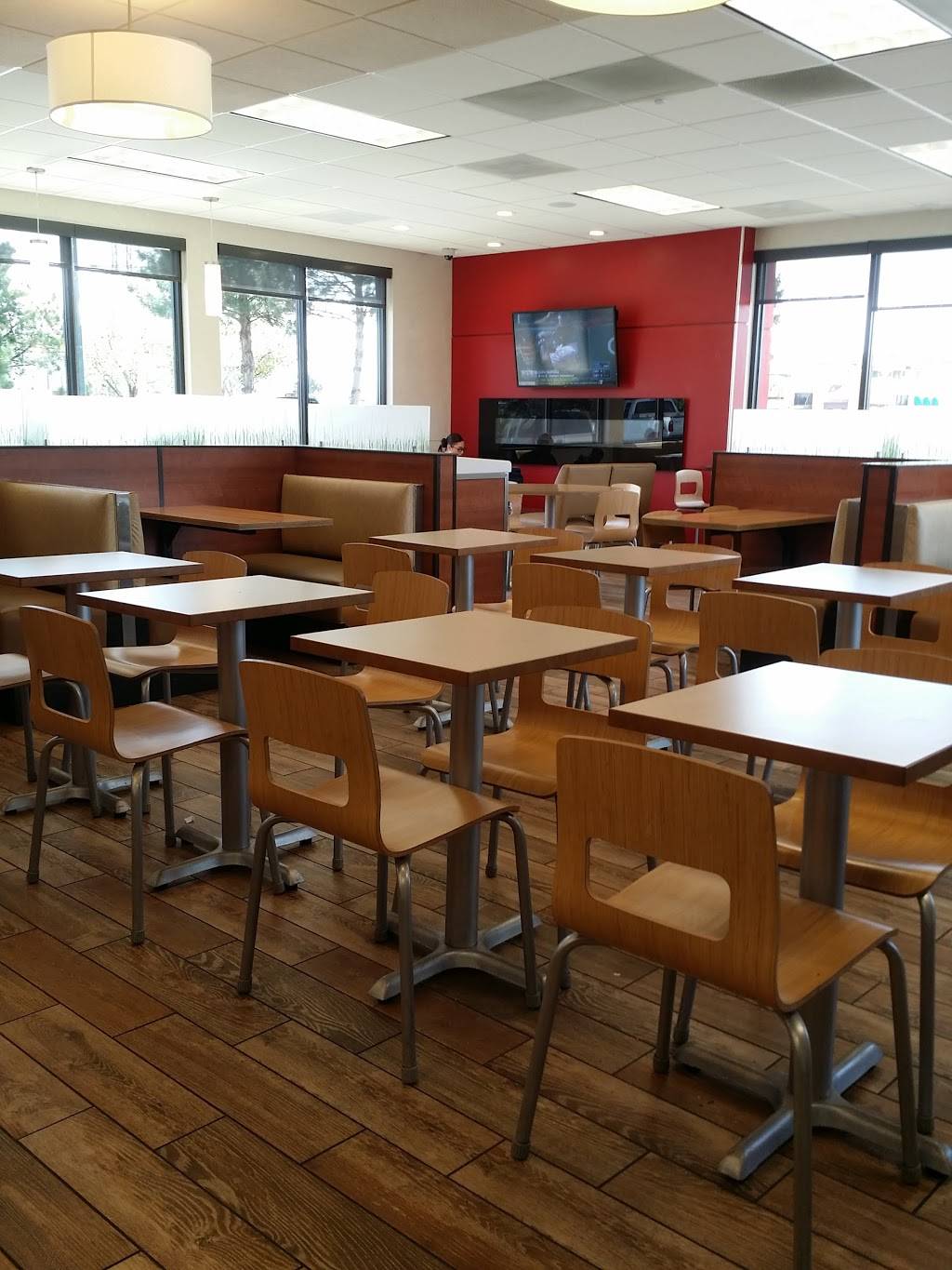 Wendys | restaurant | 4020 Chambers Rd, Denver, CO 80239, USA | 3033713057 OR +1 303-371-3057